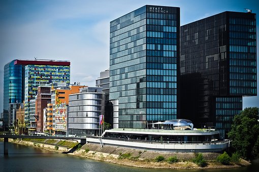 樓宇I(lǐng)BMS系統(tǒng)的功能與優(yōu)勢(shì)(圖1) 樓宇I(lǐng)BMS系統(tǒng)的功能與優(yōu)勢(shì)(圖1)